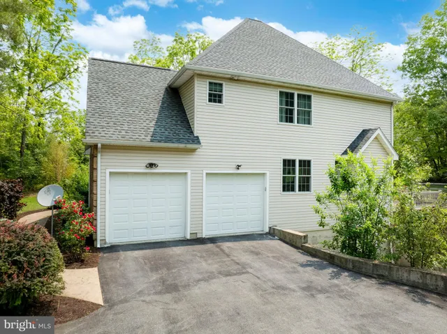 $860,000 | 120 Meadowview Drive, State College, PA 16801