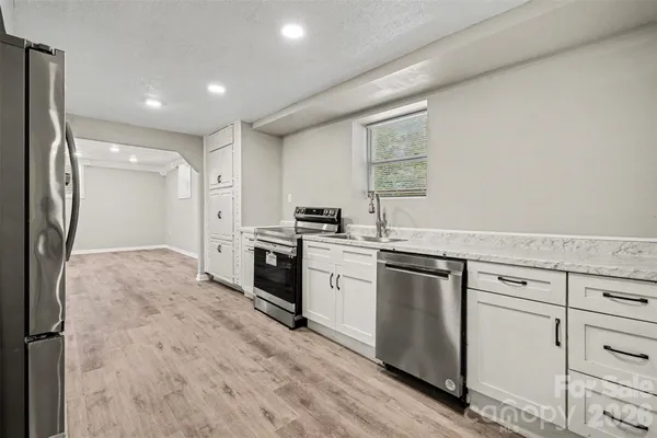 $780,000 | 2617 Shady Ln Avenue, Concord, NC 28027