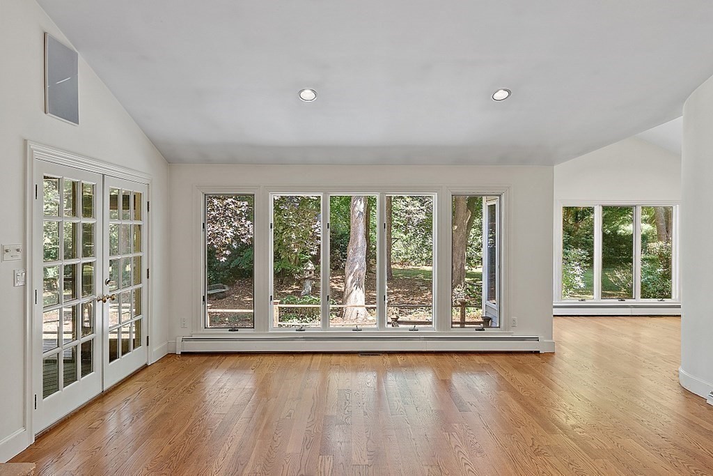 31 Saddle Club Road Lexington, MA 02420 - Photo 12 of 41 Gallery Image 12