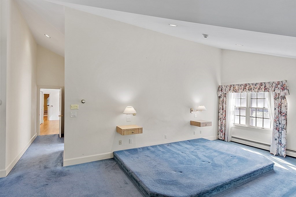 31 Saddle Club Road Lexington, MA 02420 - Photo 33 of 41 Gallery Image 33