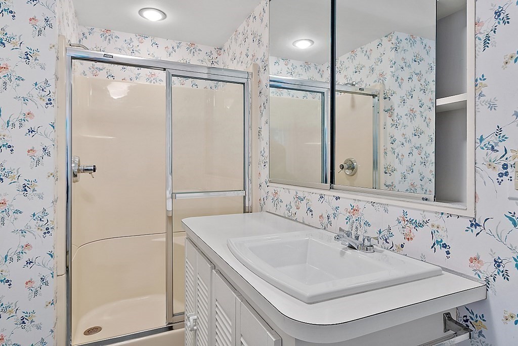 31 Saddle Club Road Lexington, MA 02420 - Photo 36 of 41 Gallery Image 36