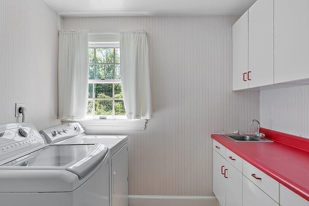 31 Saddle Club Road Lexington, MA 02420 - Photo 39 of 41 Gallery Image 39