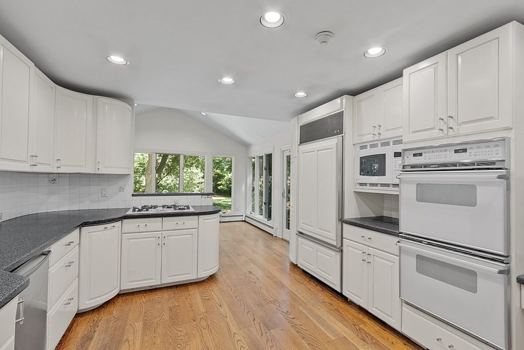 31 Saddle Club Road Lexington, MA 02420 - Photo 8 of 41 Gallery Image 8