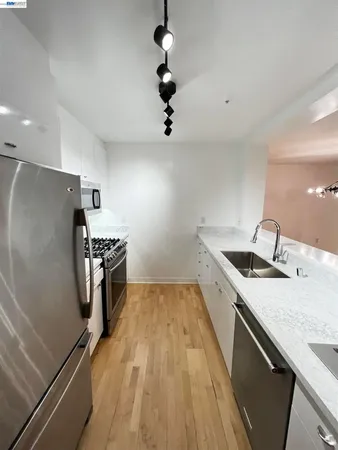 $5,395 | 650 Chestnut Street, San Francisco, CA 94133