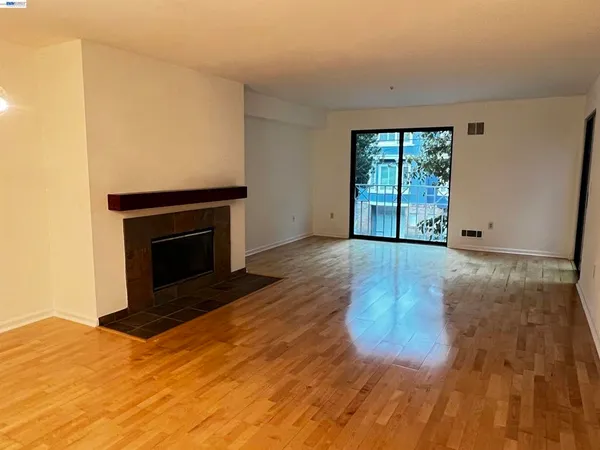 $5,395 | 650 Chestnut Street, San Francisco, CA 94133