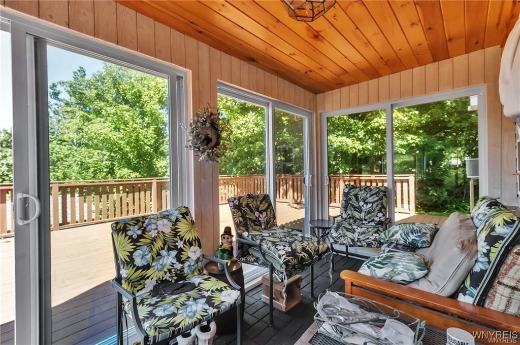 6293 East Lake Road Burt, NY 14028 - Photo 22 of 34 sun room