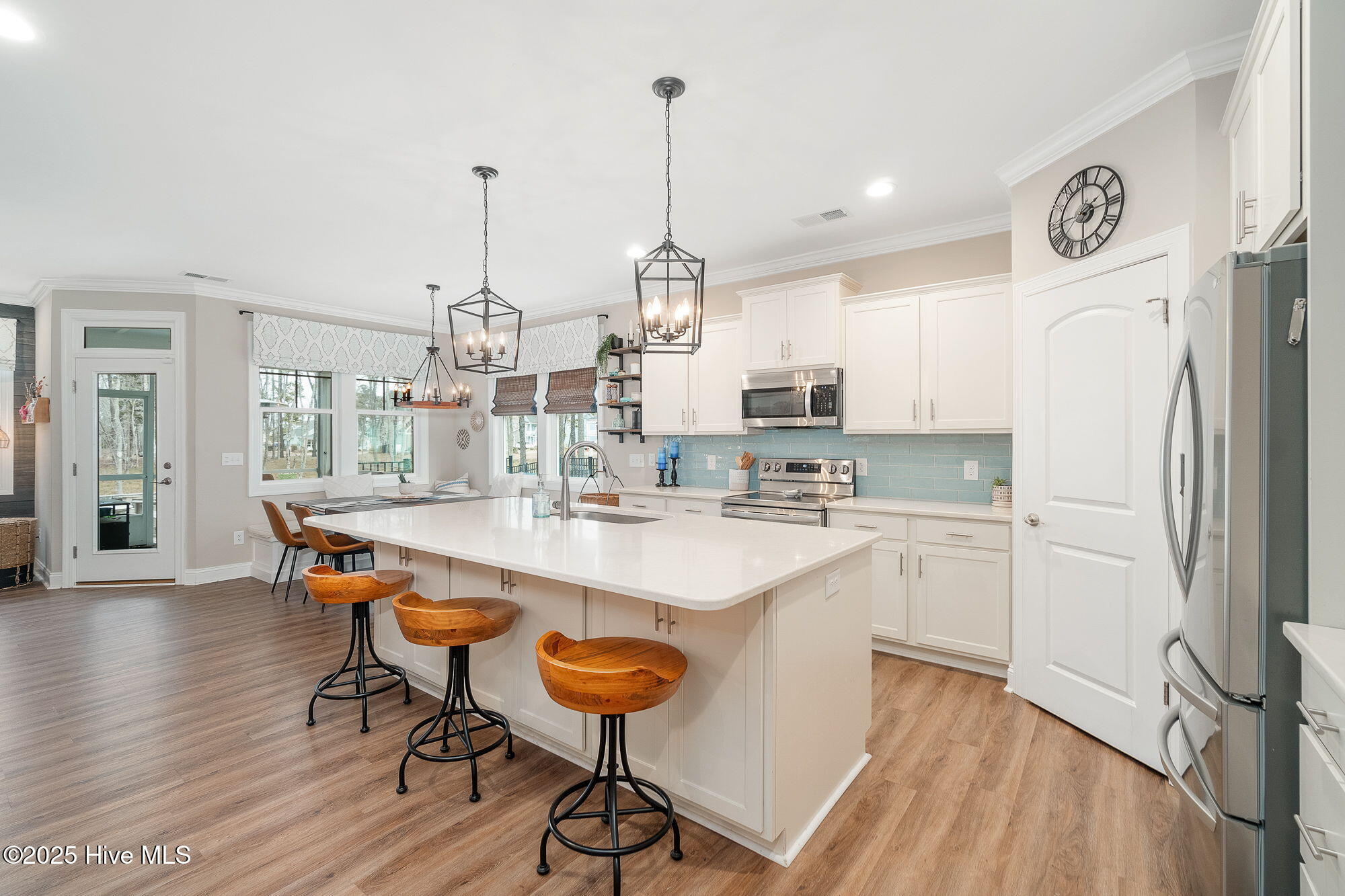 403 Freedom Park Road Beaufort, NC 28516 - Photo 5 of 43 20-web-or-mls-chadwick-visuals-403-freed