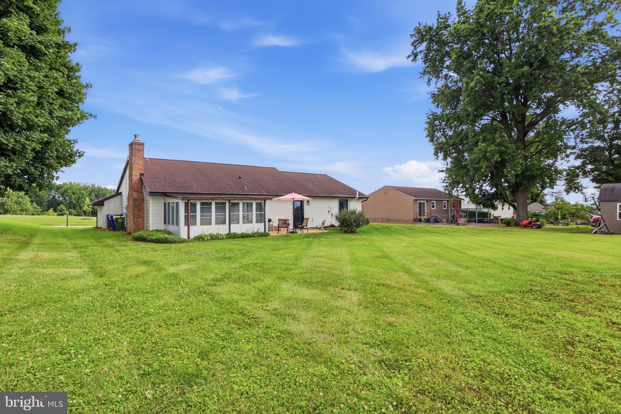 1739 Pioneer Road Lancaster, PA 17602 - Photo 40 of 55