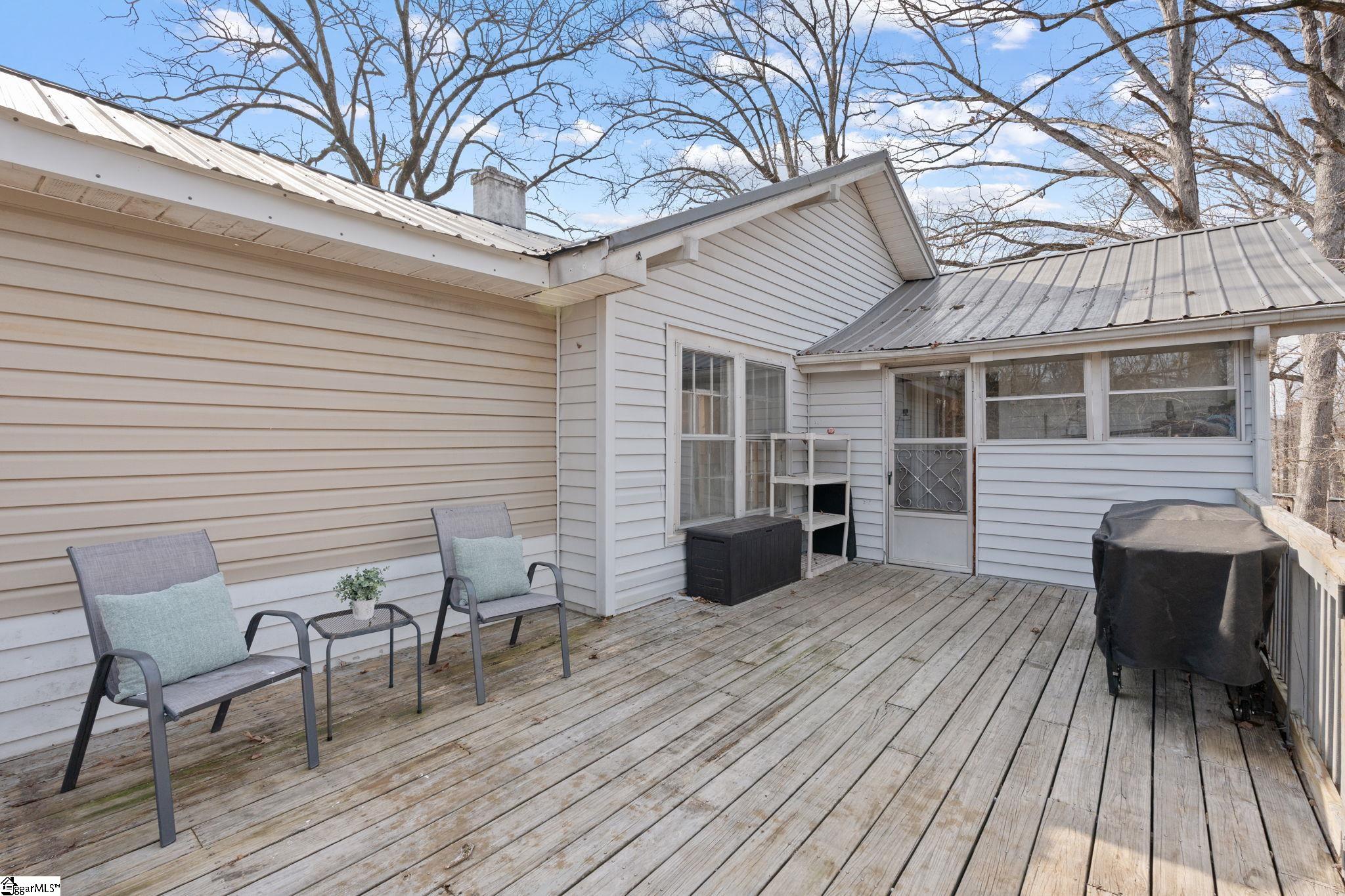 143 Woodrow Street Pickens, SC 29671 - Photo 17 of 23