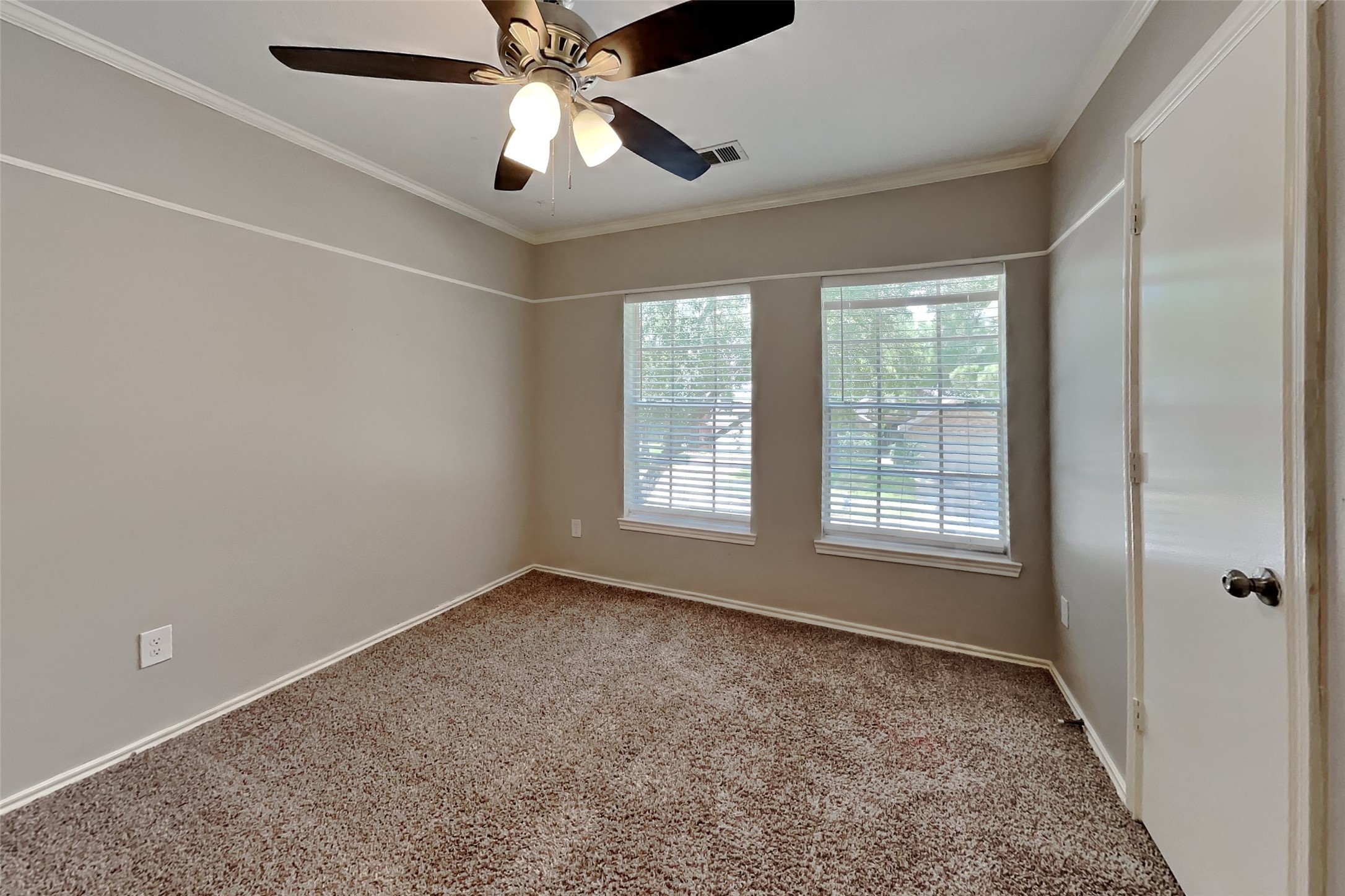 10051 Rio Bravo Road Houston, TX 77064 - Photo 13 of 21