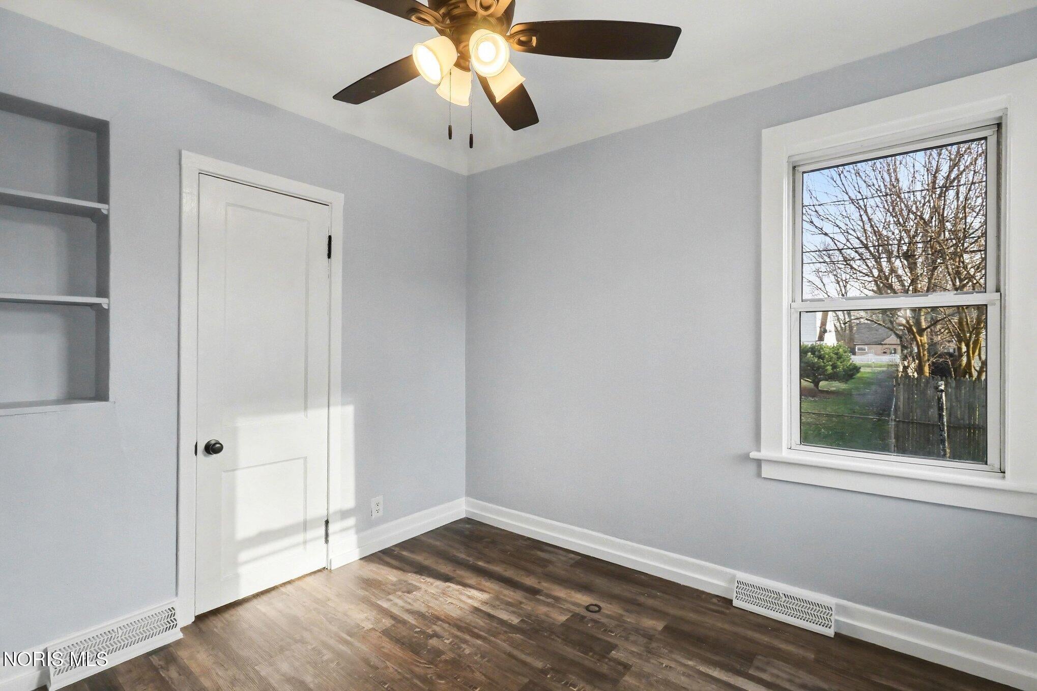 5349 Collomore Road Toledo, OH 43615 - Photo 16 of 22 013_file_6375