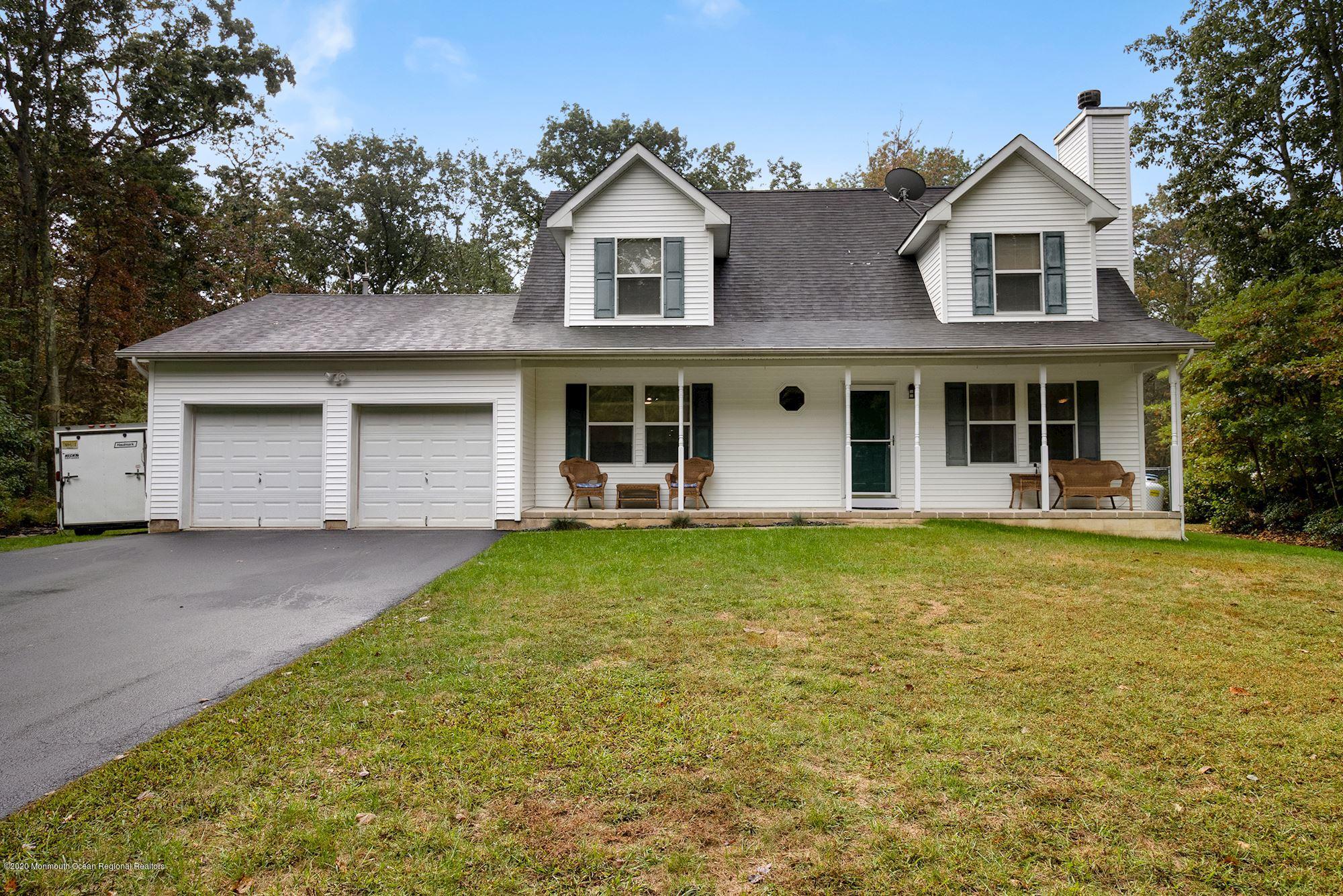 1403 Reed Road Cream Ridge, NJ 08514 - Photo 3 of 31 front view of a house with a yard