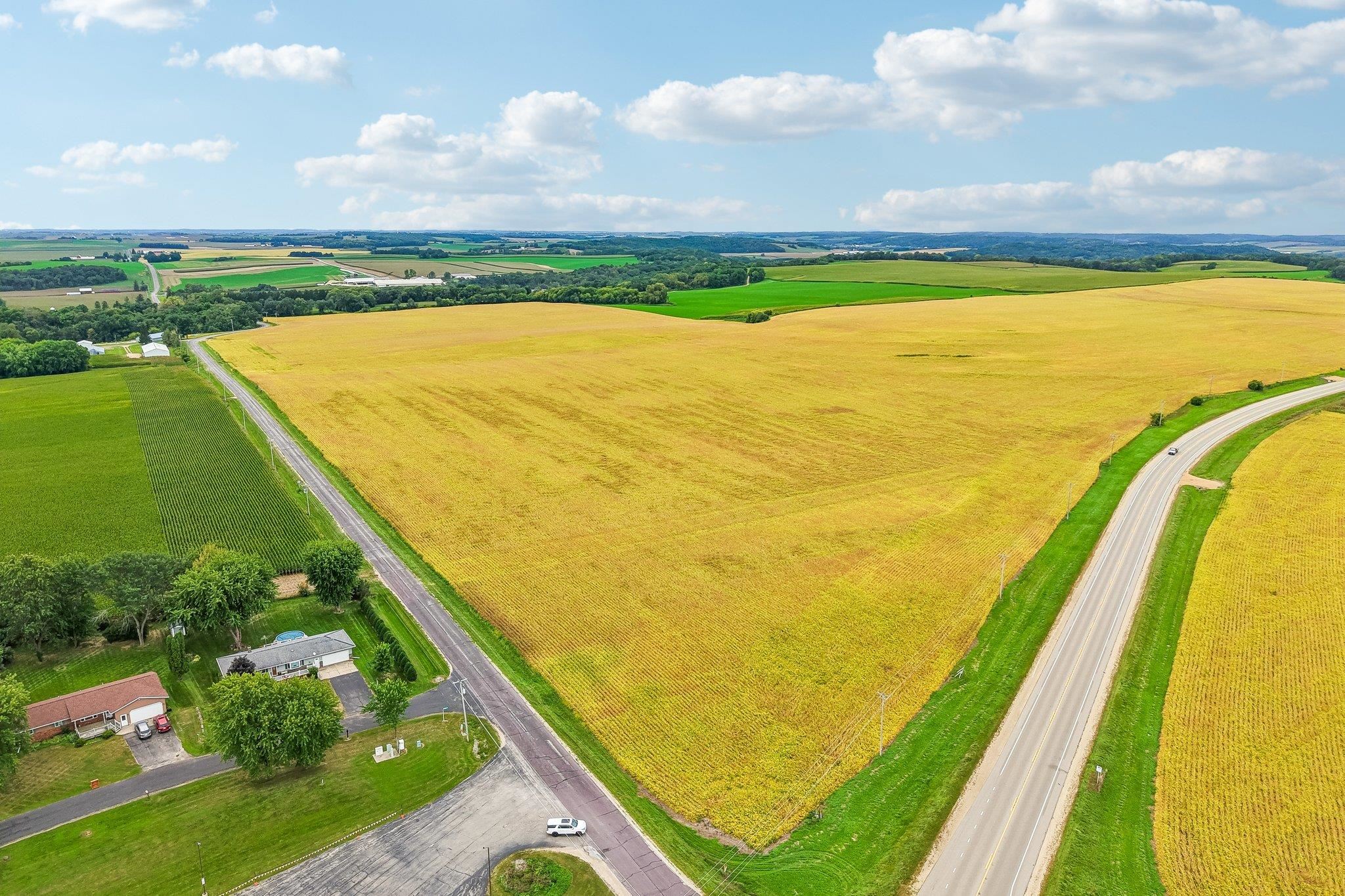 60 State Road Lodi, WI 53555 - Photo 2 of 21 Gallery Image 2