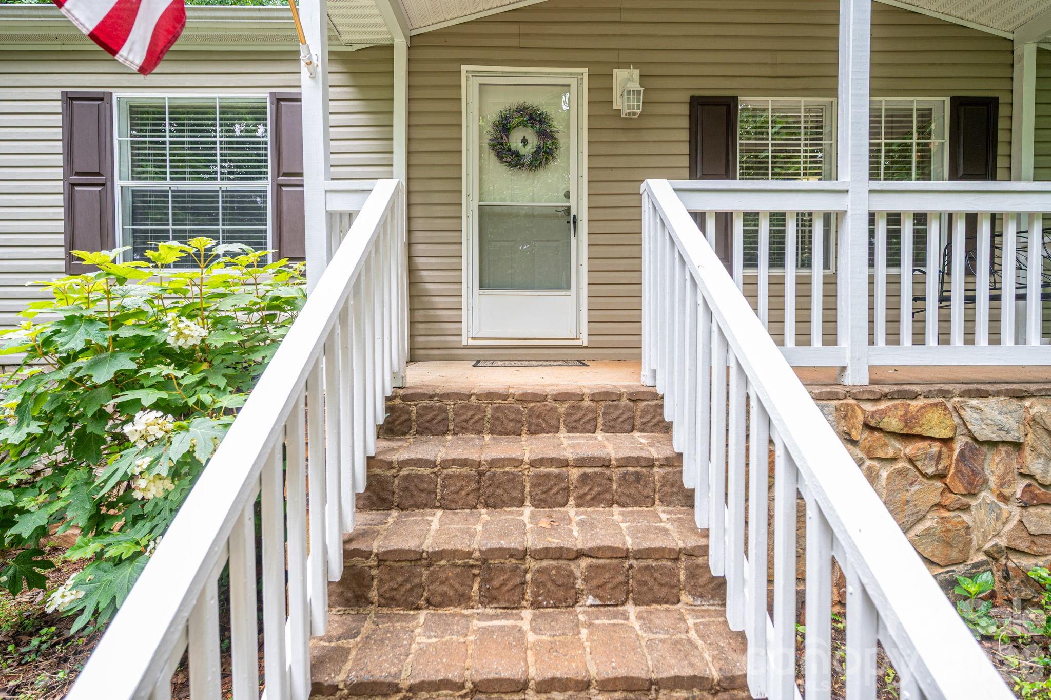 5043 Pebble Stone Road Maiden, NC 28650 - Photo 3 of 43