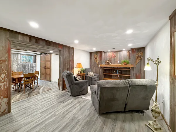 $650,000 | 11307 Timber Lane, Lena, IL 61048