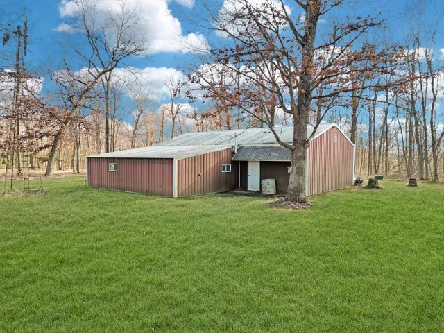 $665,000 | 11307 Timber Lane, Lena, IL 61048