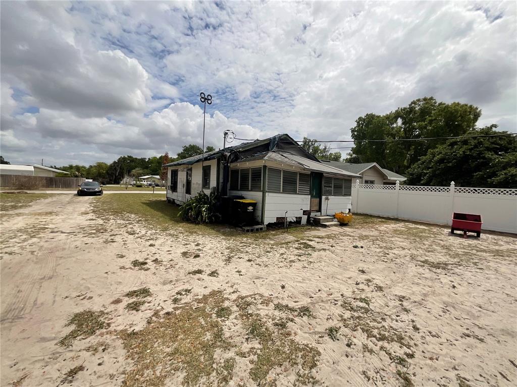 109 Palencia Road Auburndale, FL 33823 - Photo 4 of 10