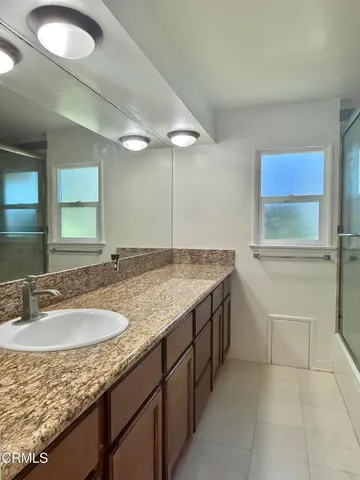 $5,300 | 5212 New York Avenue, Glendale, CA 91214