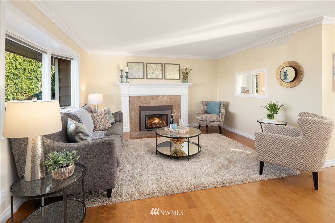 830 Walnut Street Edmonds, WA 98020 - Photo 4 of 27 Gallery Image 4