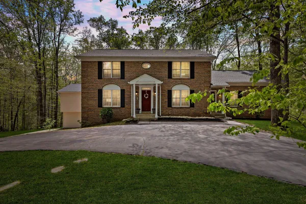 $925,000 | 11451 Huntsman Drive, Manassas, VA 20112