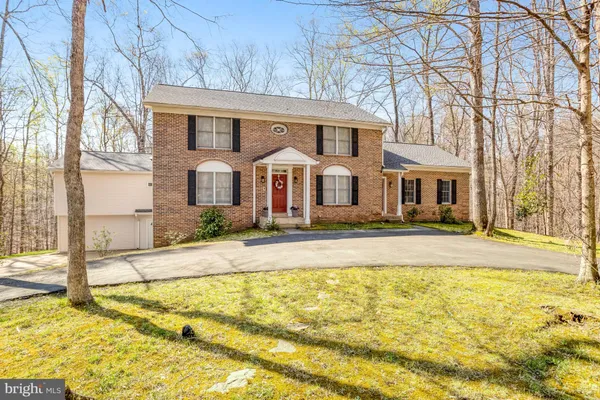 $925,000 | 11451 Huntsman Drive, Manassas, VA 20112