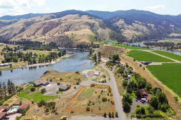 $189,000 | 24 Mossy Pt Circle, White Bird, ID 83554