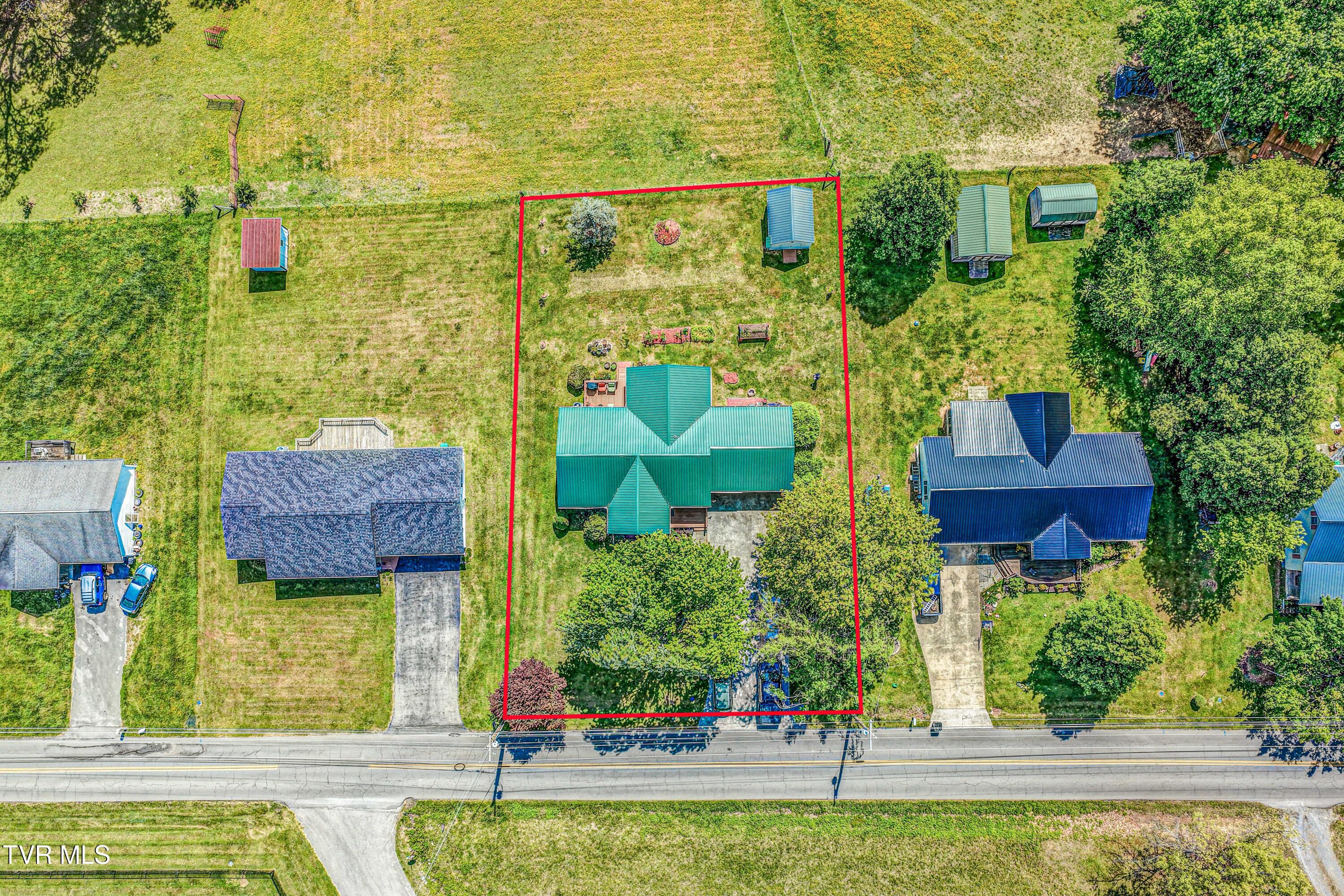 2545 Siam Road Elizabethton, TN 37643 - Photo 75 of 76 DJI_20260420115006_0744_D_5_D_6_D_7_D_8_