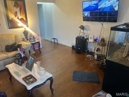 $99,900 | 5658 Wilborn Drive, Jennings, MO 63136