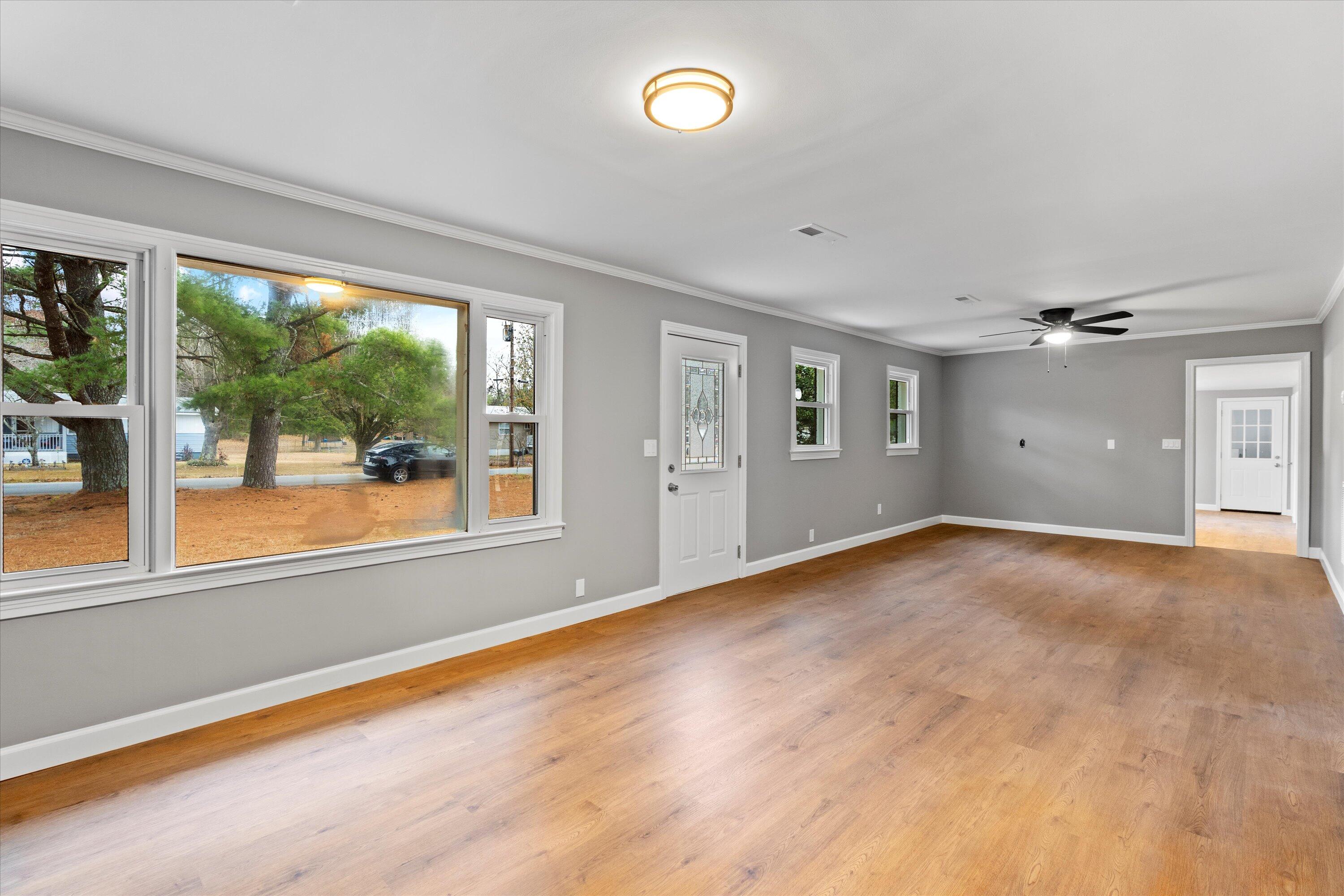 1706 Varner Road Hixson, TN 37343 - Photo 3 of 17 The combined Dining and Living room