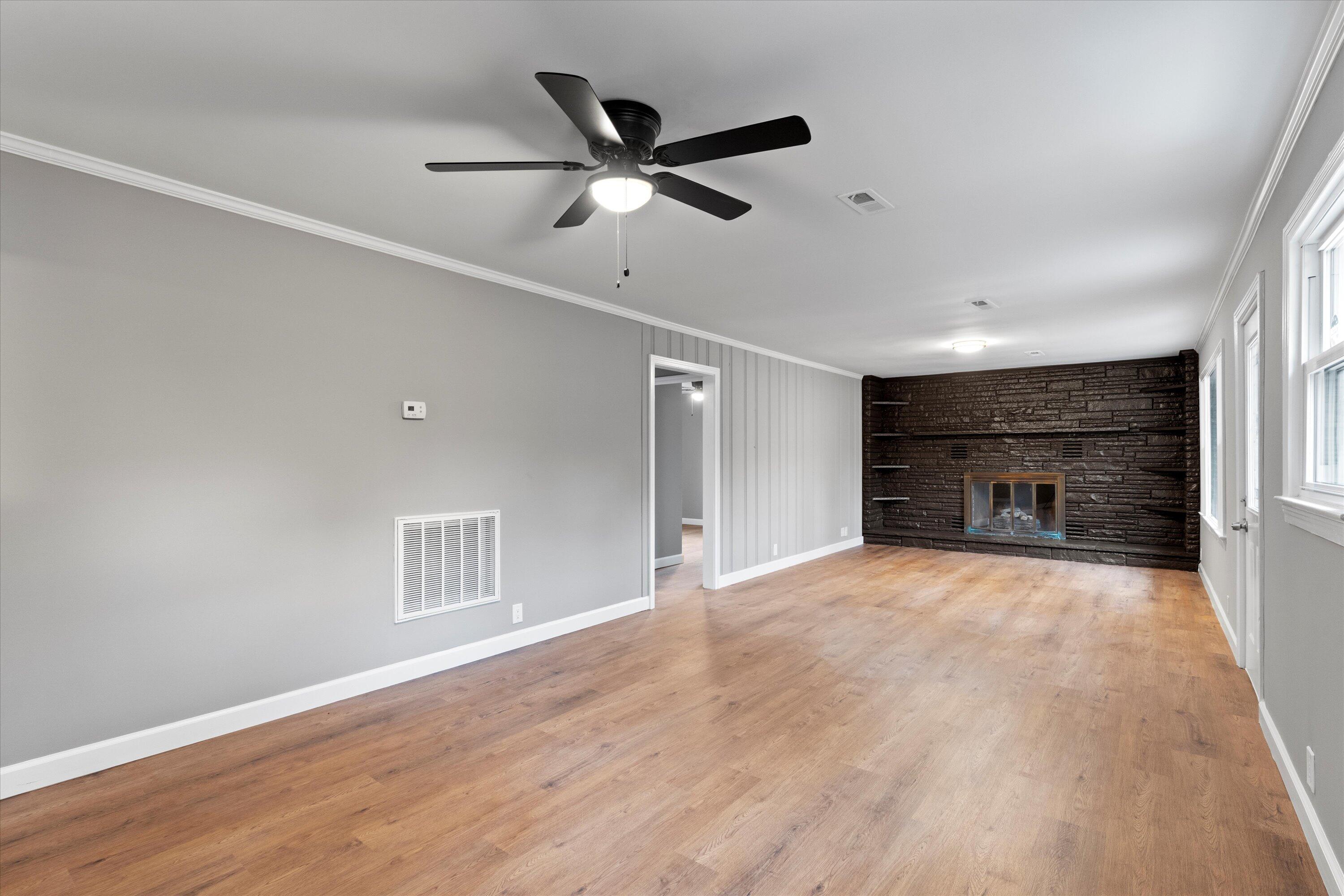 1706 Varner Road Hixson, TN 37343 - Photo 4 of 17 Gorgeous Wood-burning fireplace