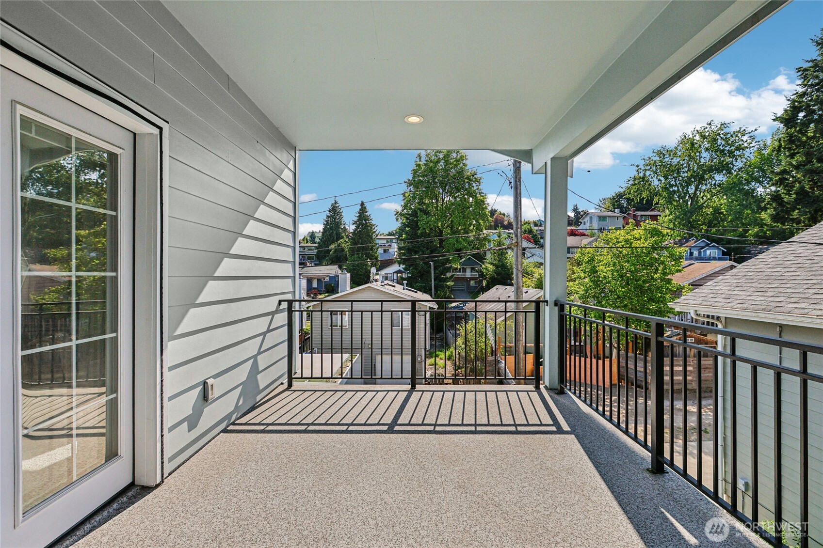 7724 16th Avenue Southwest Seattle, WA 98106 - Photo 31 of 35