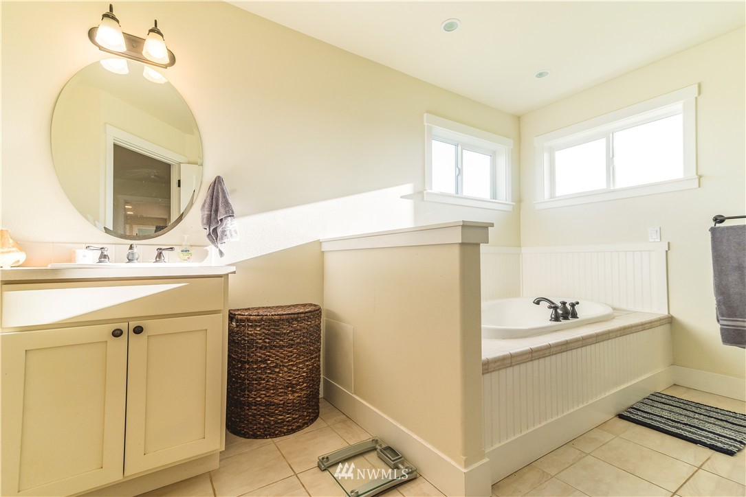 5879 Barr Road Ferndale, WA 98248 - Photo 13 of 25