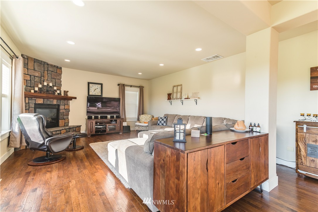 5879 Barr Road Ferndale, WA 98248 - Photo 7 of 25
