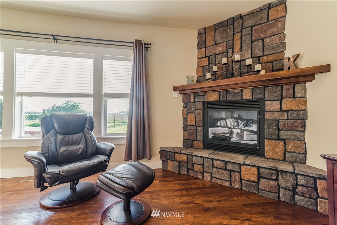 5879 Barr Road Ferndale, WA 98248 - Photo 9 of 25