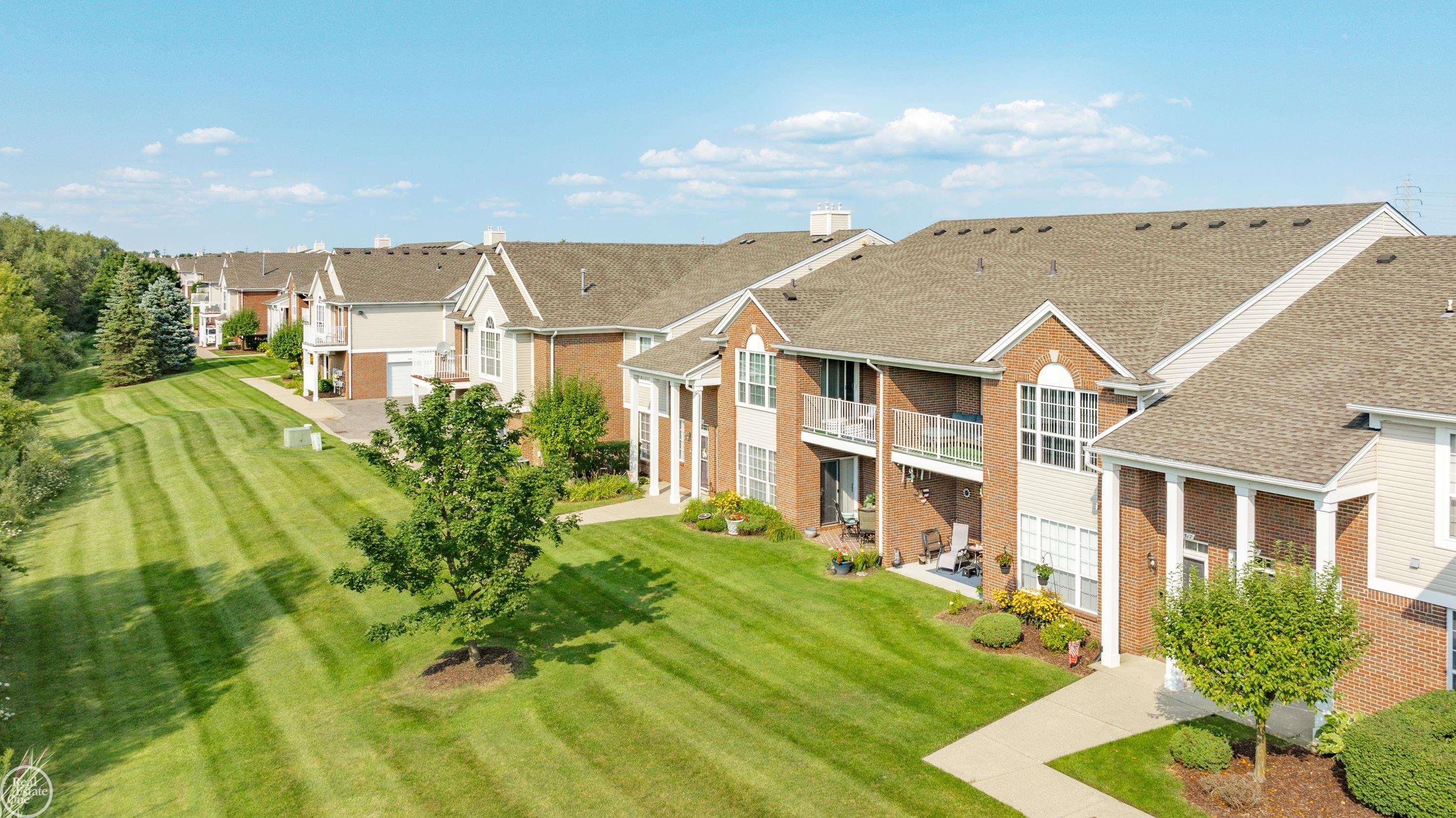 45553 Heather Ridge Drive Macomb, MI 48044 - Photo 38 of 45 50152474-e8632d3b-10c2-4e68-85c3-19c057191774.JPG