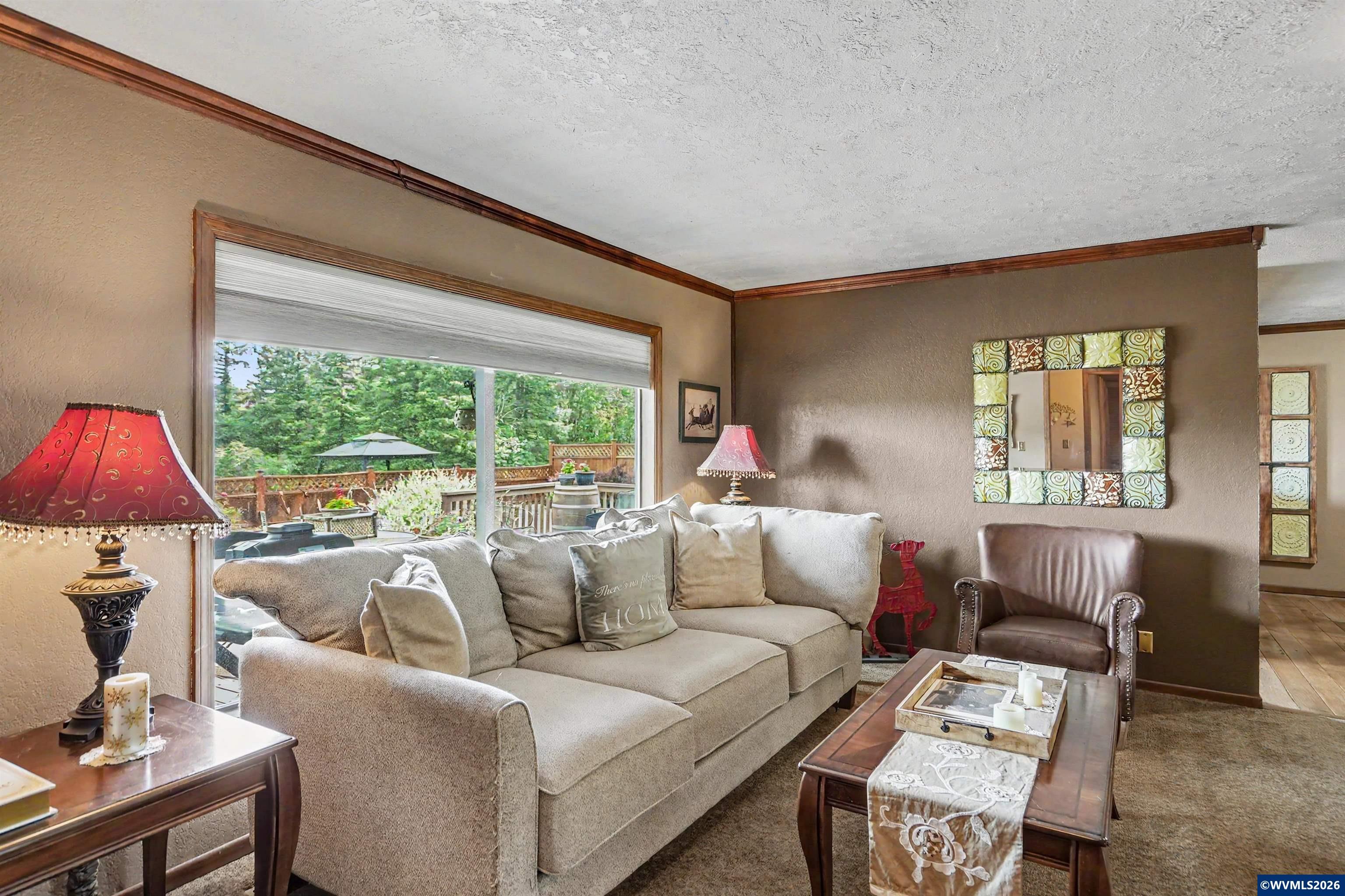 15991 Oakdale Road Dallas, OR 97338 - Photo 10 of 50
