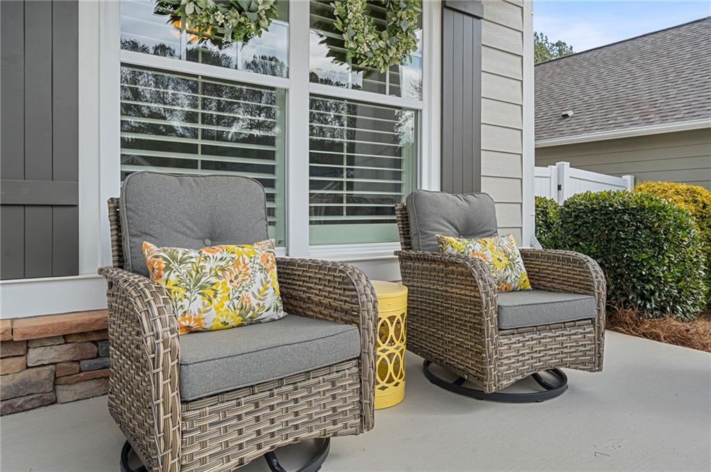 356 Shoal Creek Way Dallas, GA 30132 - Photo 19 of 32 a view of balcony with couch