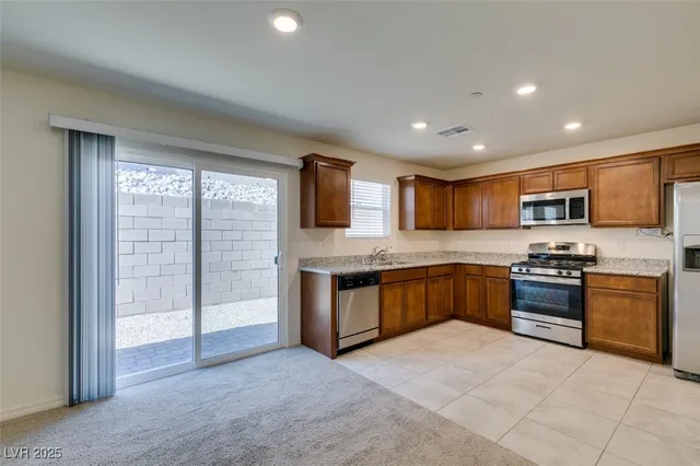 $1,929 | 301 Rain Quail Way, Henderson, NV 89012