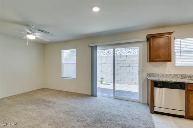 $1,929 | 301 Rain Quail Way, Henderson, NV 89012