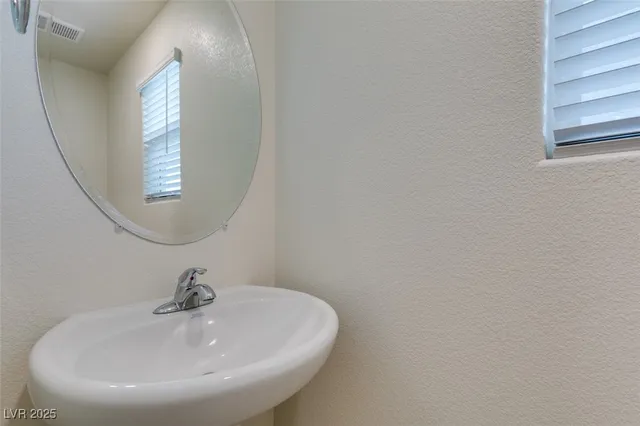 $1,929 | 301 Rain Quail Way, Henderson, NV 89012