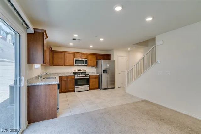 $1,929 | 301 Rain Quail Way, Henderson, NV 89012