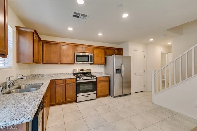 $1,929 | 301 Rain Quail Way, Henderson, NV 89012