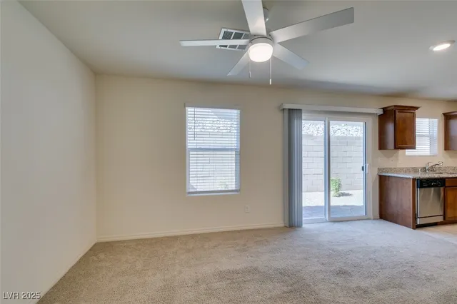 $1,929 | 301 Rain Quail Way, Henderson, NV 89012