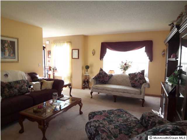 112 West Shenendoah Road Howell, NJ 07731 - Photo 3 of 3 Additional Photo