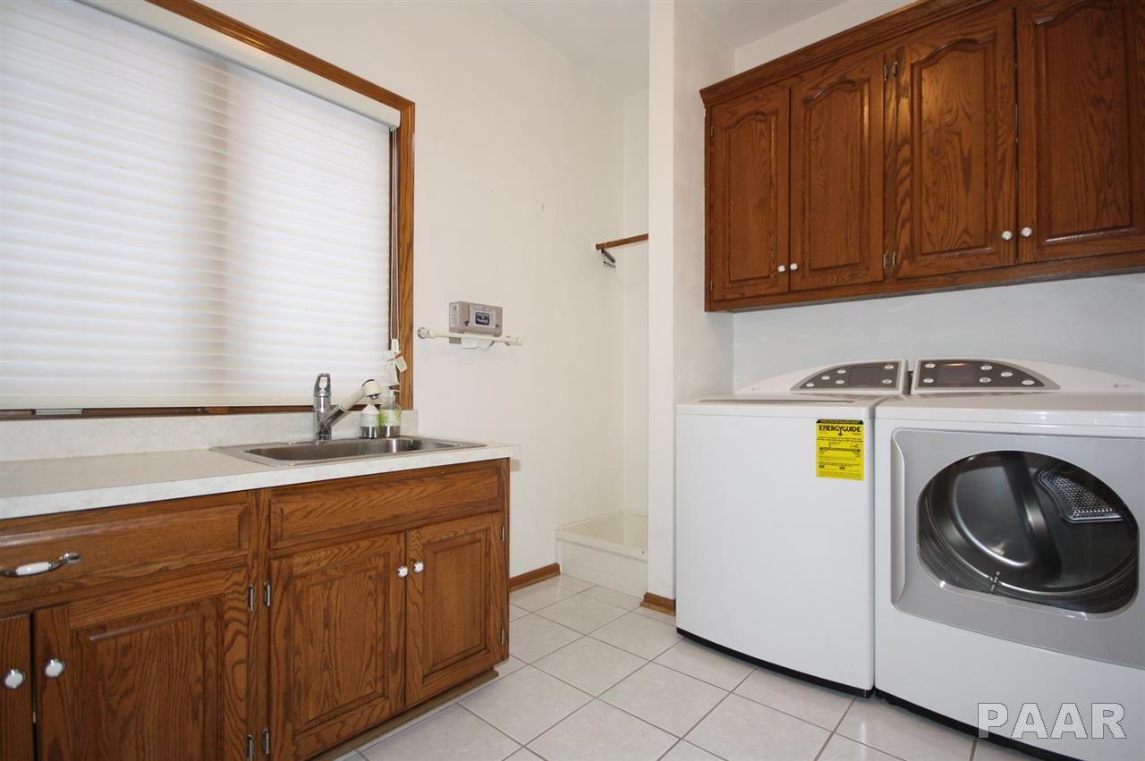 11702 Strathmoore Court Dunlap, IL 61525 - Photo 17 of 36 Gallery Image 17