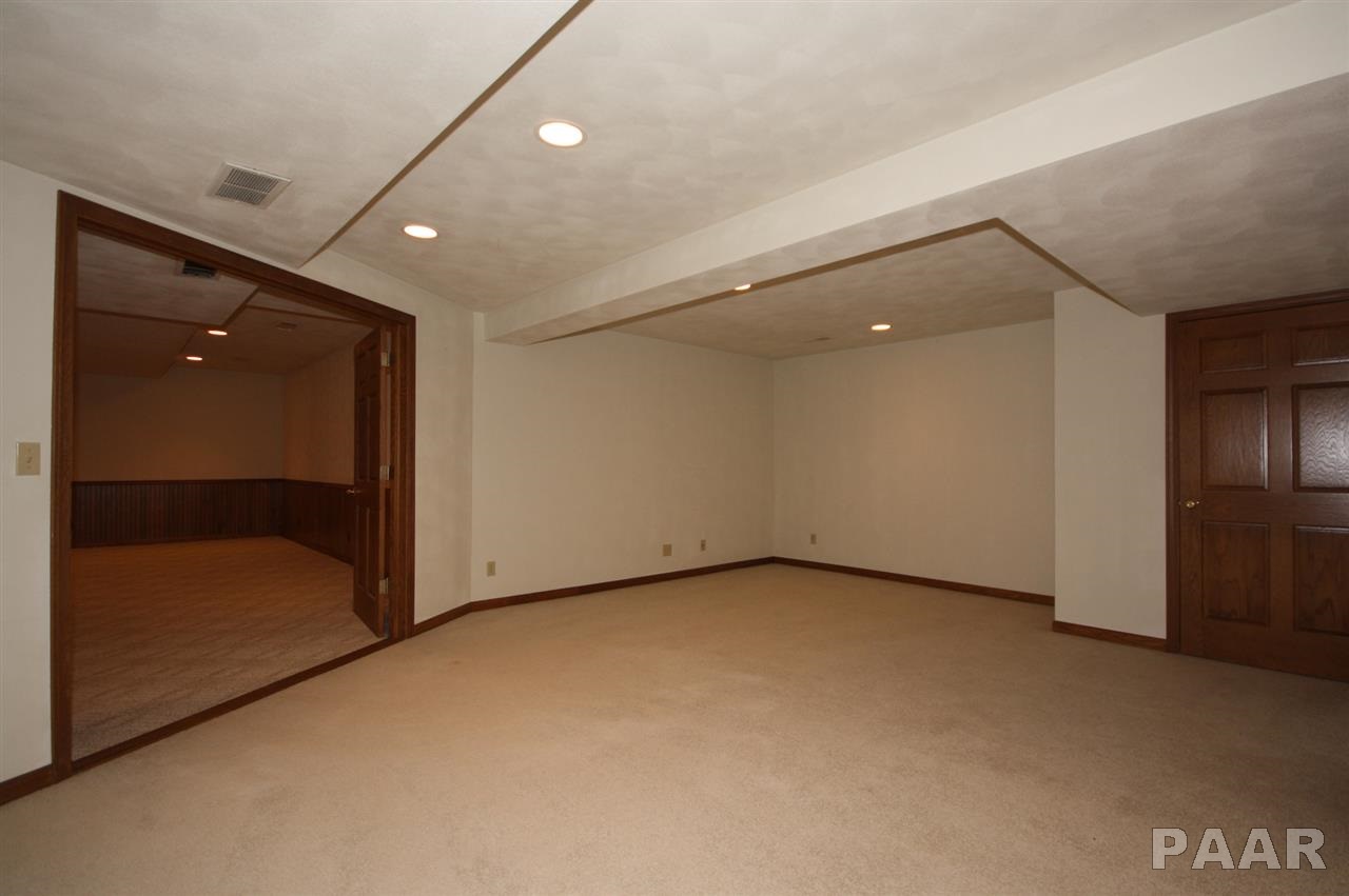 11702 Strathmoore Court Dunlap, IL 61525 - Photo 32 of 36 Gallery Image 32