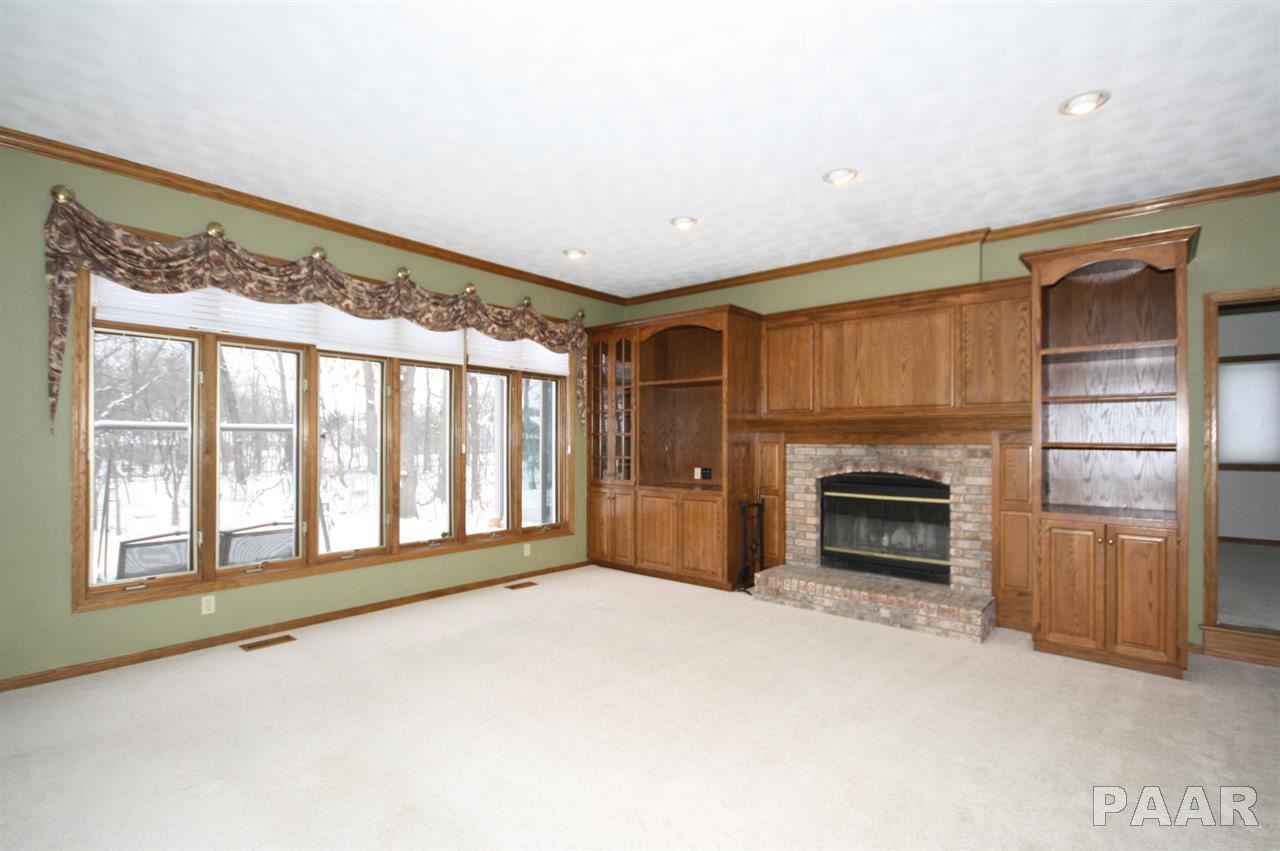 11702 Strathmoore Court Dunlap, IL 61525 - Photo 7 of 36 Gallery Image 7