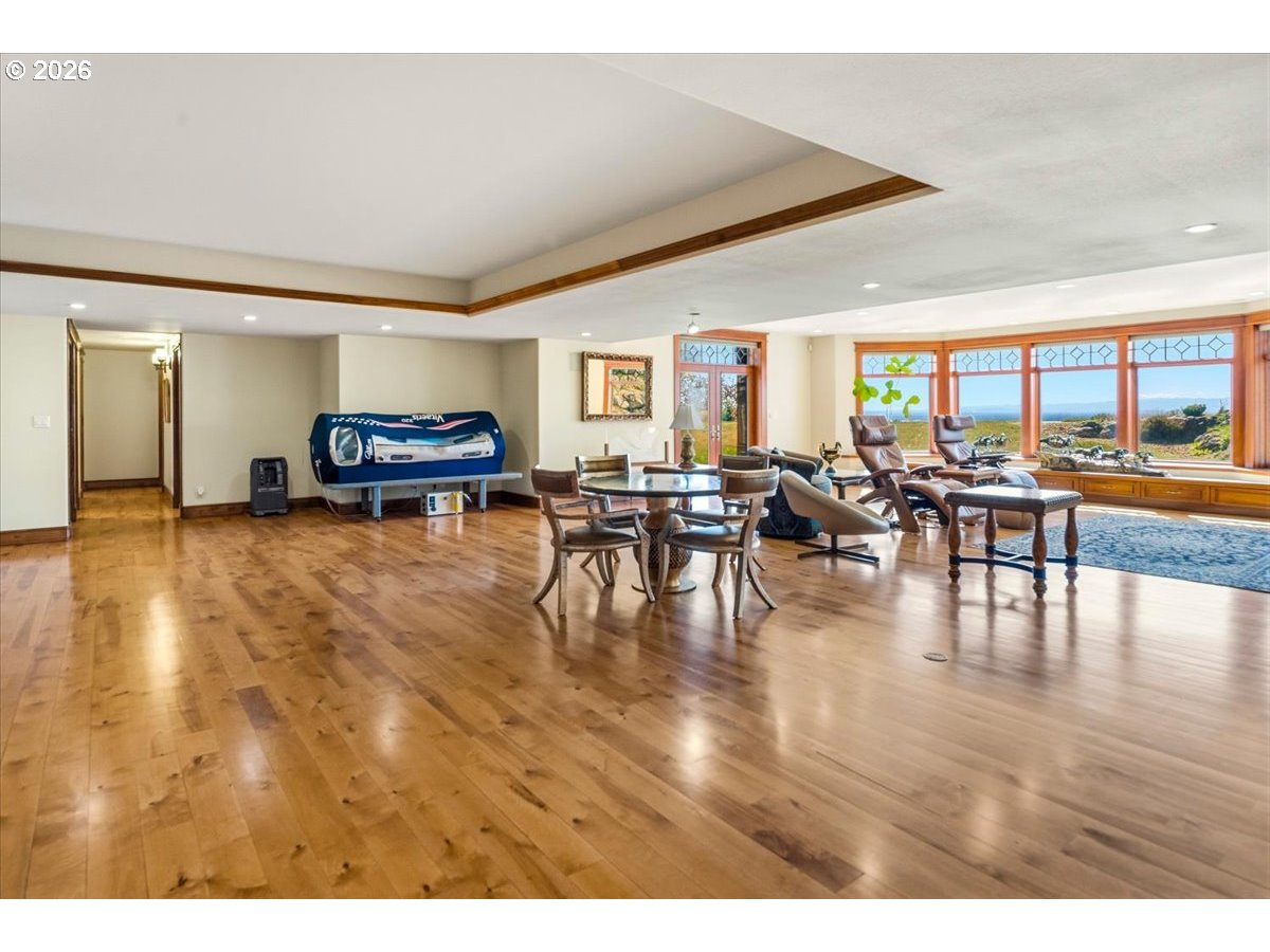 1299 Northwest McDaniel Road Powell Butte, OR 97753 - Photo 15 of 48