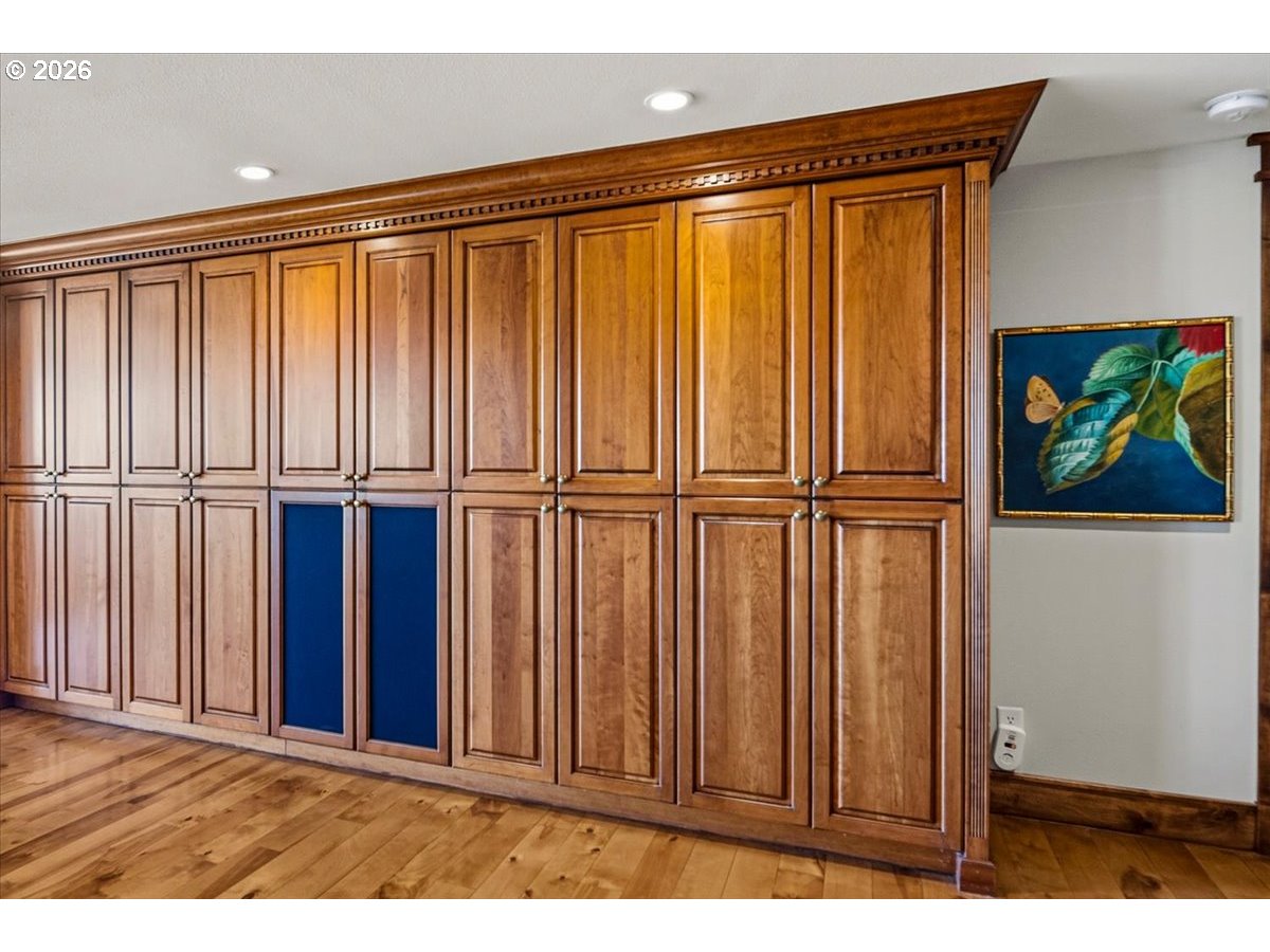 1299 Northwest McDaniel Road Powell Butte, OR 97753 - Photo 16 of 48