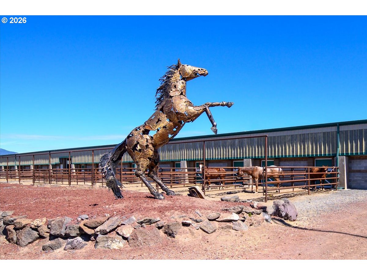 1299 Northwest McDaniel Road Powell Butte, OR 97753 - Photo 26 of 48